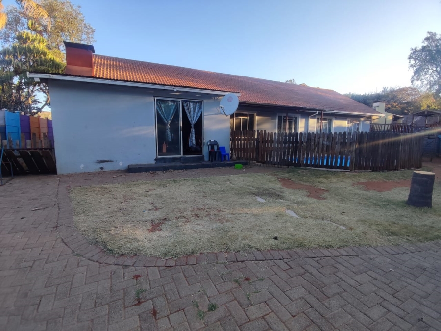 To Let 4 Bedroom Property for Rent in Protea Park North West